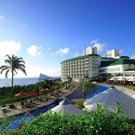 Okinawa Kariyushi Beach Resort Ocean Spa Онна Екстериор снимка