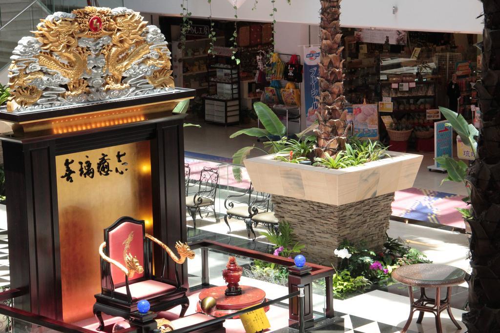 Okinawa Kariyushi Beach Resort Ocean Spa Онна Екстериор снимка